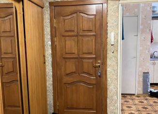 Трехкомнатная квартира на продажу, 65.6 м2, посёлок Ждановский, Школьная улица