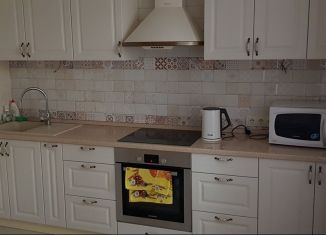 Продаю 1-ком. квартиру, 46 м2, Брянск, улица имени А.Ф. Войстроченко, 6, ЖК Квартал Авиаторов