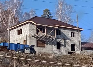 Продается дом, 260 м2, поселок городского типа Вишневогорск, Советская улица