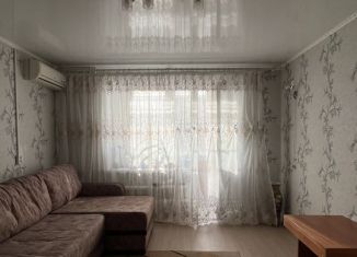 Сдается 2-комнатная квартира, 50 м2, Южноуральск, улица Советской Армии, 11А