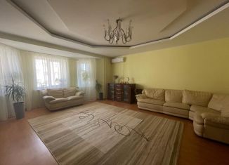 Четырехкомнатная квартира в аренду, 140 м2, Астраханская область, переулок Щекина, 10