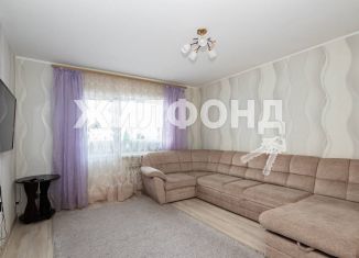 Продается 2-ком. квартира, 64 м2, Новосибирск, улица Героев Революции, 72, ЖК Черёмушки