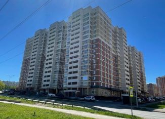 Продается трехкомнатная квартира, 94.8 м2, Чебоксары, улица Филиппа Лукина, 9, Московский район