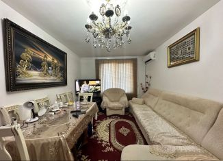 Продаю трехкомнатную квартиру, 64 м2, Грозный, проспект Мохаммеда Али, 11, 2-й микрорайон
