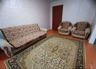 Сдается в аренду 2-комнатная квартира, 52.6 м2, Свердловская область, улица Мира, 26