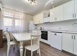 Продается двухкомнатная квартира, 65 м2, Краснодар, улица имени Жлобы, 139, микрорайон Панорама