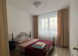 Сдаю 2-ком. квартиру, 55 м2, Екатеринбург, 2-я Новосибирская улица, 10