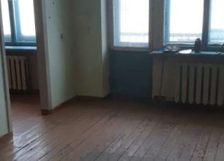 Трехкомнатная квартира на продажу, 56.6 м2, Краснотурьинск, улица Металлургов, 16А