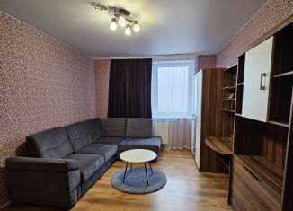 Продается 1-комнатная квартира, 38 м2, Калининград, улица Гайдара, 102