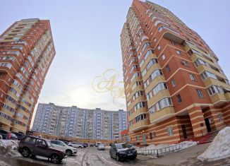 Продается 2-комнатная квартира, 60 м2, Московская область, улица Менделеева, 16