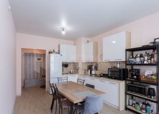 Продажа 2-ком. квартиры, 53.6 м2, Тюмень, улица Владимира Бахарева, 3к1, ЖК Апрель