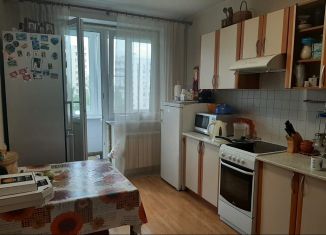Продам двухкомнатную квартиру, 62 м2, Москва, улица Адмирала Лазарева, 39