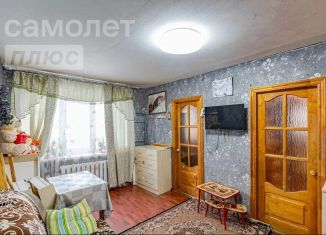 Продается четырехкомнатная квартира, 62.1 м2, посёлок Кувшиново, Майская улица, 14