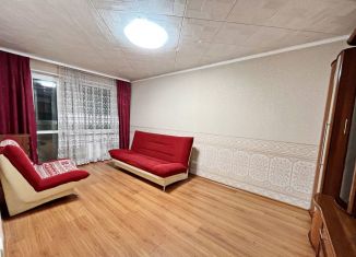 Сдается двухкомнатная квартира, 50 м2, Серпухов, улица Ворошилова, 151