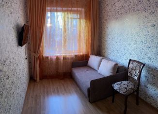 Сдам 3-ком. квартиру, 60 м2, Керчь, Вокзальное шоссе, 33