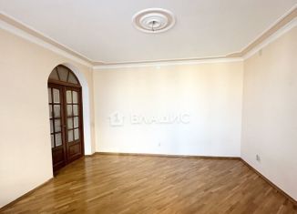 Продам трехкомнатную квартиру, 135 м2, Вологодская область, Ленинградская улица, 40А
