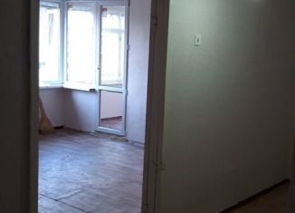 Продаю 2-комнатную квартиру, 54 м2, Нальчик, проспект Шогенцукова, 40, район Центр