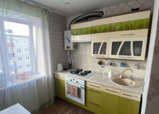 Продается двухкомнатная квартира, 42 м2, Белорецк, улица А. Пушкина, 62