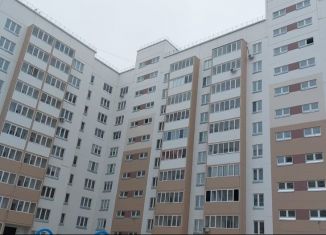 Продается двухкомнатная квартира, 69 м2, Омск, улица Леонида Маслова, 1, ЖК Регата