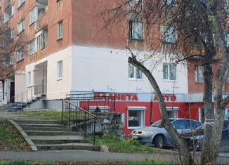 Продается торговая площадь, 94 м2, Лысьва, проспект Победы, 113