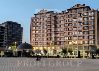 Продажа четырехкомнатной квартиры, 286.1 м2, Хасавюрт, улица Акаева, 19