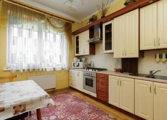 Продам 2-комнатную квартиру, 61.1 м2, Калининград, Центральный район, улица Тенистая Аллея