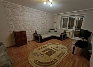 1-комнатная квартира в аренду, 42 м2, Курган, улица Карельцева, 101