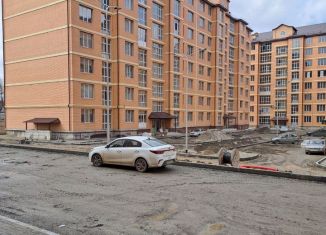 Продам 2-комнатную квартиру, 72 м2, Грозный, улица Сайханова, 133к4
