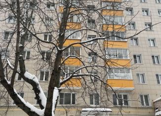 Продаю многокомнатную квартиру, 37 м2, Москва, СВАО, Изумрудная улица, 40