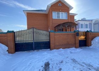 Сдам в аренду дом, 386 м2, Казань, Приволжский район, Чернопрудная улица, 14/2