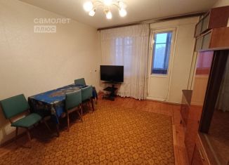 3-комнатная квартира в аренду, 59 м2, Екатеринбург, улица Большакова, 17, улица Большакова