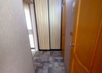 Двухкомнатная квартира на продажу, 50.6 м2, Амурск, проспект Строителей, 36