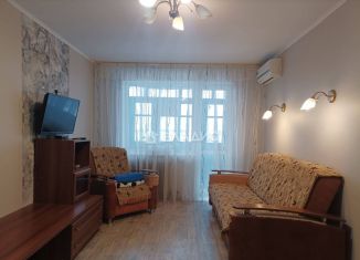 Продается 2-комнатная квартира, 43 м2, Волгоград, Краснополянская улица, 6