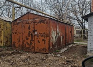 Продаю гараж, 18 м2, Таганрог, улица Дзержинского, 111-25