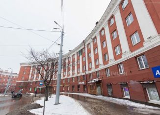 Продажа 2-комнатной квартиры, 45 м2, Петрозаводск, проспект Ленина, 37