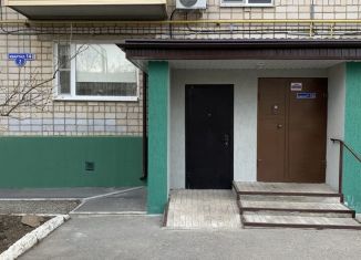 Продается двухкомнатная квартира, 50 м2, Донецк, 14-й микрорайон, 2