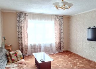 Продается двухкомнатная квартира, 61 м2, село Патруши, Советская улица, 104