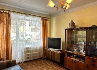 Продам 3-комнатную квартиру, 55.2 м2, посёлок Лёвиха, Комсомольская улица, 5