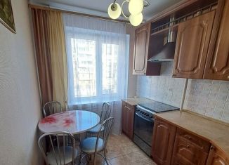Продаю двухкомнатную квартиру, 52 м2, Саратов, Алексеевская улица, 3