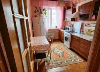 Продам 2-комнатную квартиру, 64.5 м2, Астраханская область, улица Бабаевского, 41