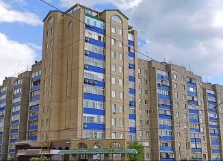 Сдается в аренду четырехкомнатная квартира, 115 м2, Челябинская область, улица 50-летия Магнитки, 67А