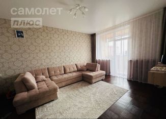 Продается четырехкомнатная квартира, 154.5 м2, Курская область, улица Карла Маркса