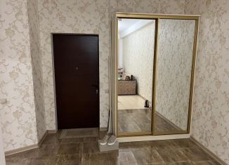 Продам однокомнатную квартиру, 41 м2, посёлок городского типа Семендер, проспект Казбекова, 228/1