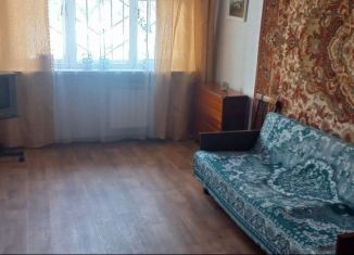 Аренда 2-комнатной квартиры, 40 м2, Екатеринбург, улица Шаумяна, 105к2, улица Шаумяна
