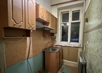 Продаю трехкомнатную квартиру, 52 м2, Кировская область, Кооперативная улица, 55