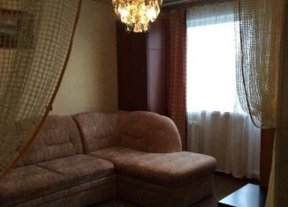 Сдается в аренду однокомнатная квартира, 28 м2, Екатеринбург, Белореченская улица, 27к1