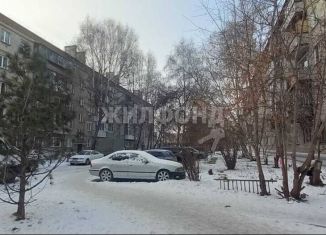Продажа трехкомнатной квартиры, 52 м2, Обь, улица ЖКО Аэропорта, 18