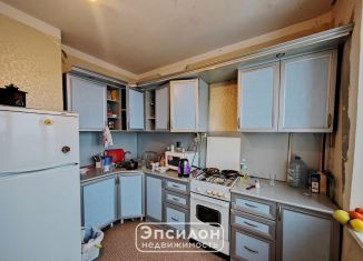 Продажа трехкомнатной квартиры, 68.5 м2, Курская область, проспект Победы, 8