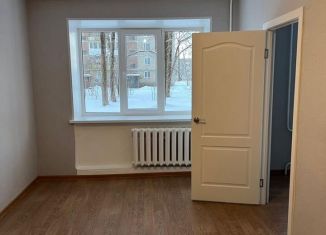 Продажа 4-ком. квартиры, 61.5 м2, Пикалёво, 6-й микрорайон, 48