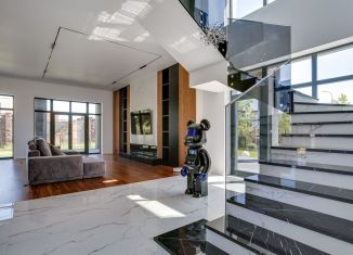 Продам дом, 545 м2, коттеджный поселок Монтевиль